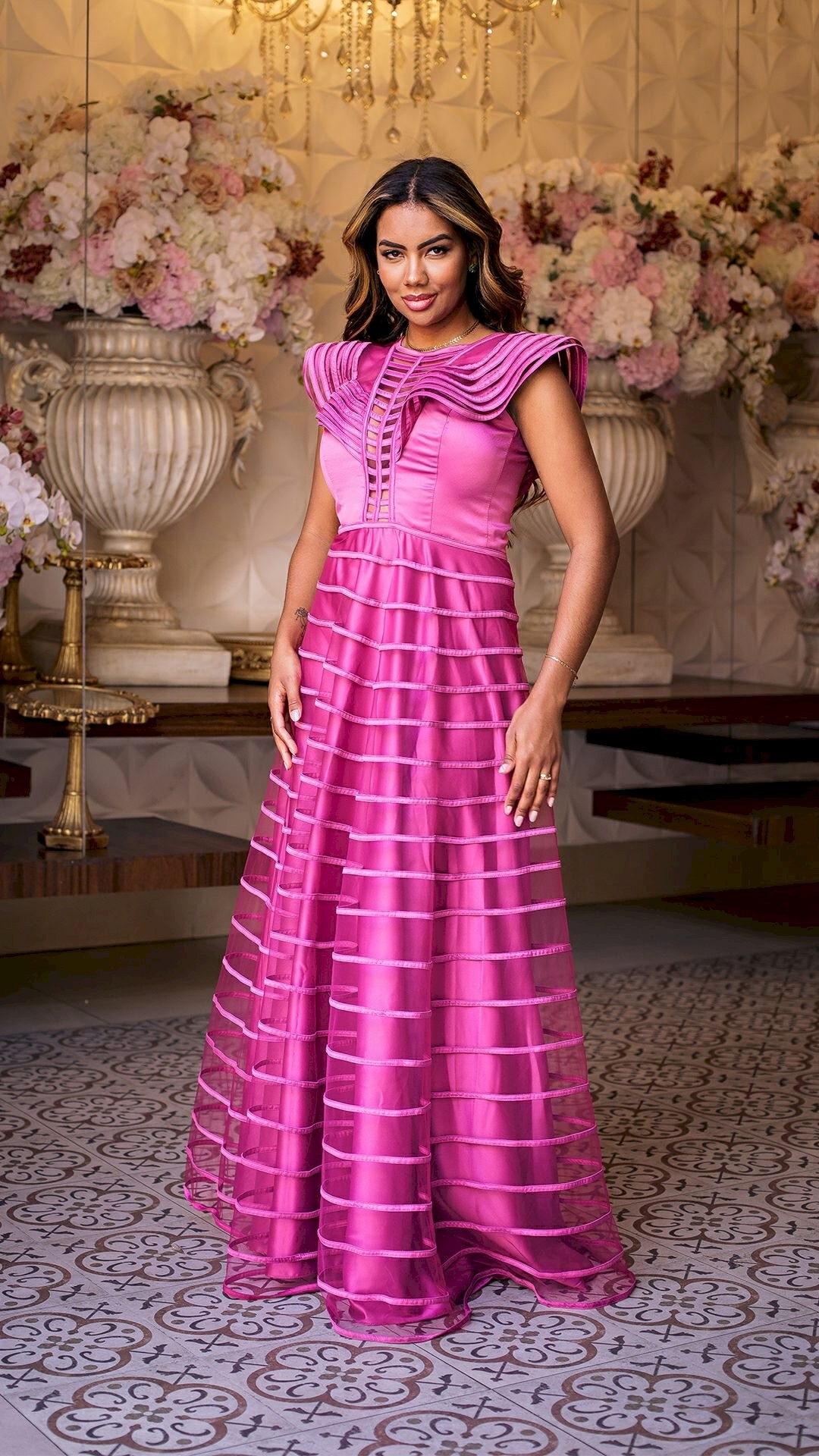 VESTIDO LONGO FITADO BUSTO FECHADO