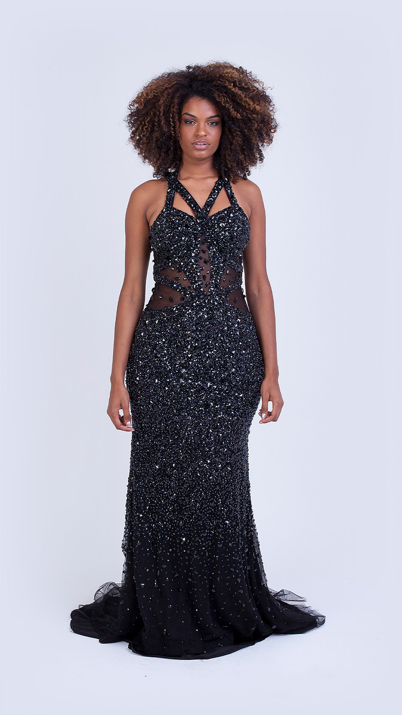 VESTIDO LONGO COM ALÇAS CRUZADAS NA FRENTE E TRANSPARÊNCIA