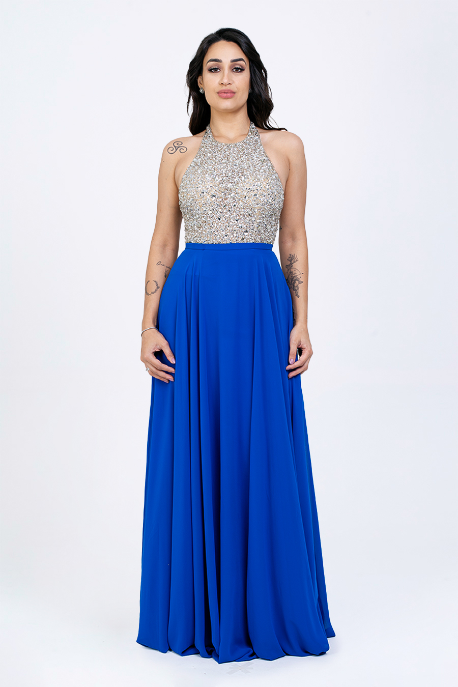 VESTIDO LONGO VOAL GOLA ALTA COM PEDRAS PRATA