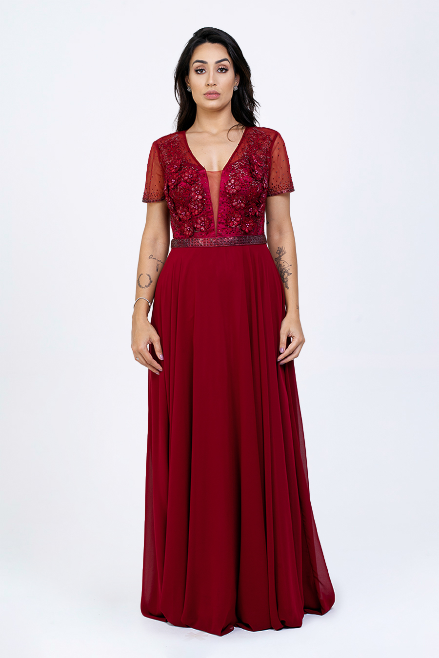 VESTIDO LONGO DE MANGA COM DETALHES DE FLOR NO BUSTO