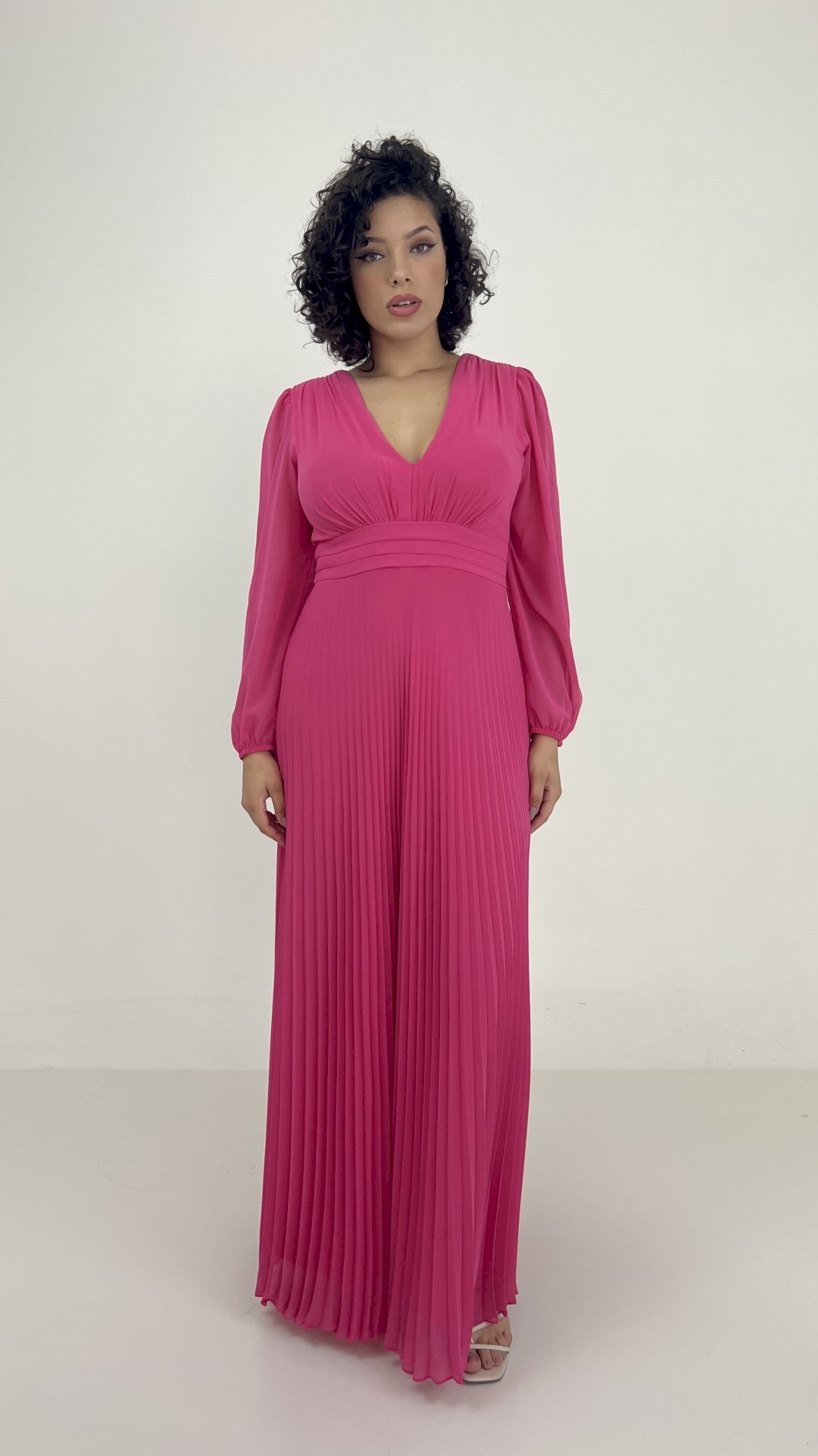 VESTIDO LONGO SAIA PLISSADA E BUSTO DRAPEADO