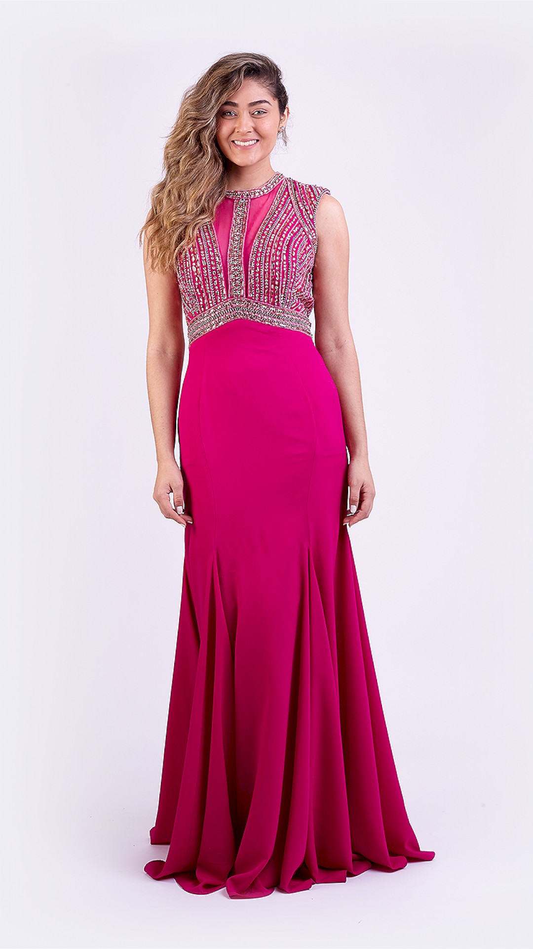 VESTIDO LONGO SEREI COM PEDRARIA E COSTAS ABERTAS