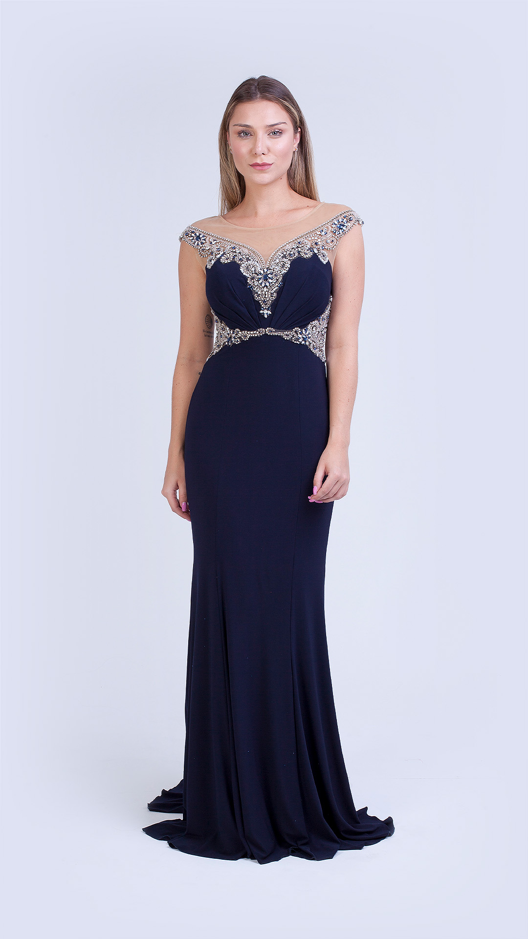 VESTIDO LONGO SEREIA DRAPEADO E PEDRAS NO BUSTO 